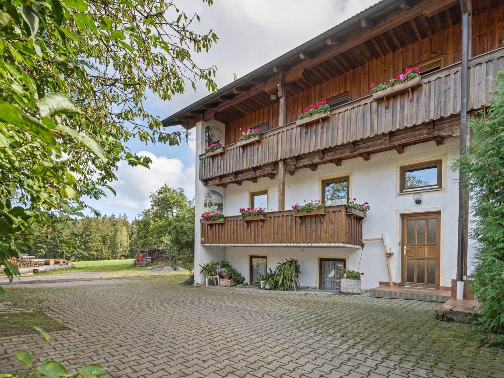 Apartment On A Farm Near The Ski Area Neukirchen beim Heiligen Blut Εξωτερικό φωτογραφία