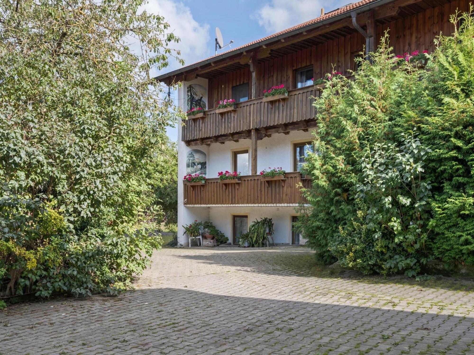 Apartment On A Farm Near The Ski Area Neukirchen beim Heiligen Blut Εξωτερικό φωτογραφία